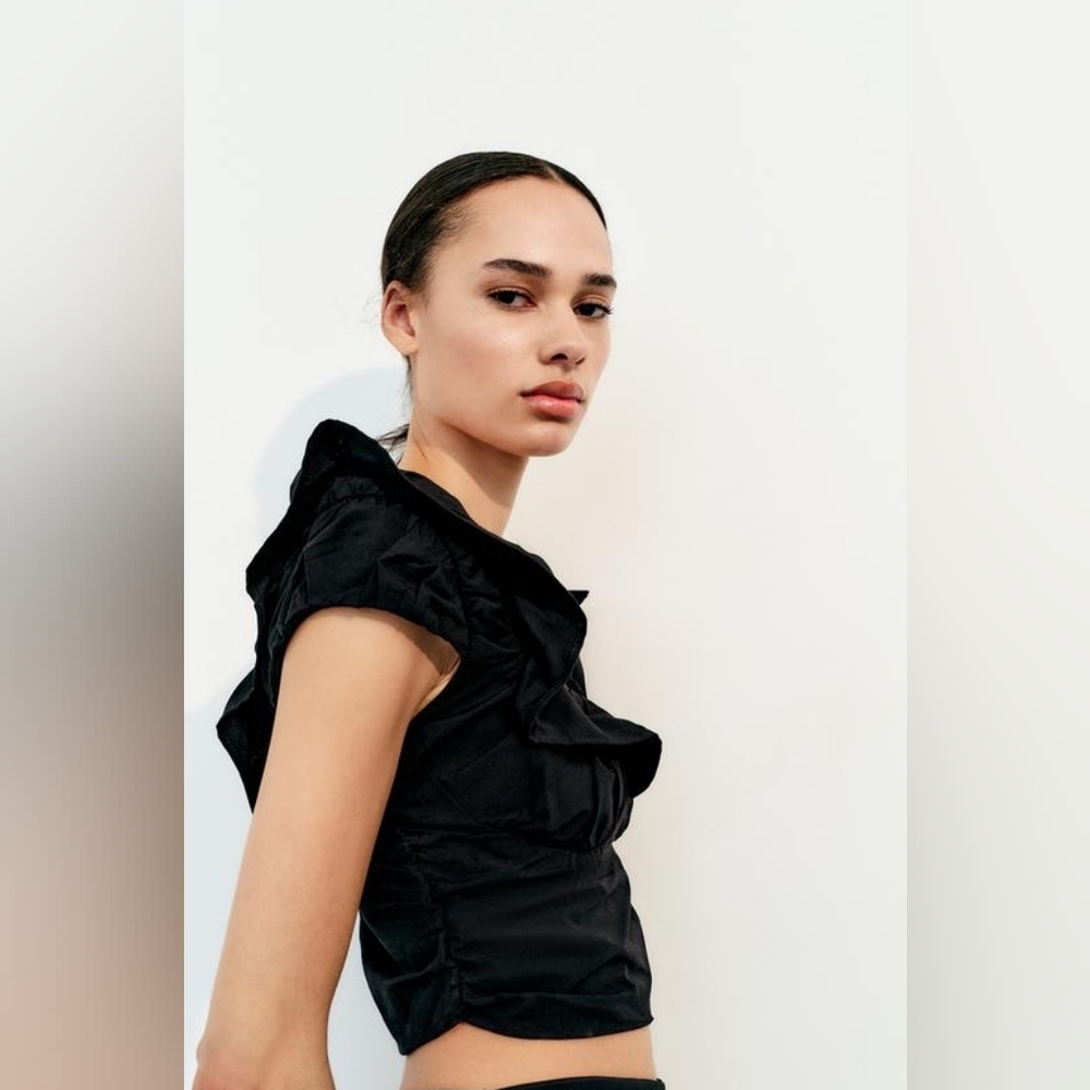 Zara Elegant Black Ruffle Crop Top